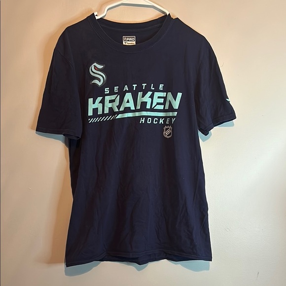 Fanatics Blue Short Sleeve Tee for Casual Comfort - Picture 1 of 9
